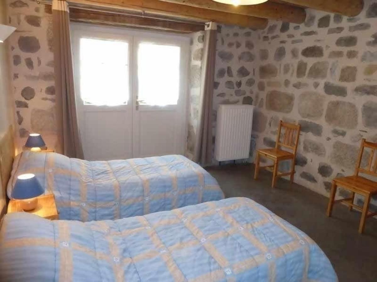 Gite Charmant Pour 8 Pers A Rauret Avec Cheminee, Terrasse Et Acces "Tourisme Et Handicap" - Fr-1-582-186 Exterior foto